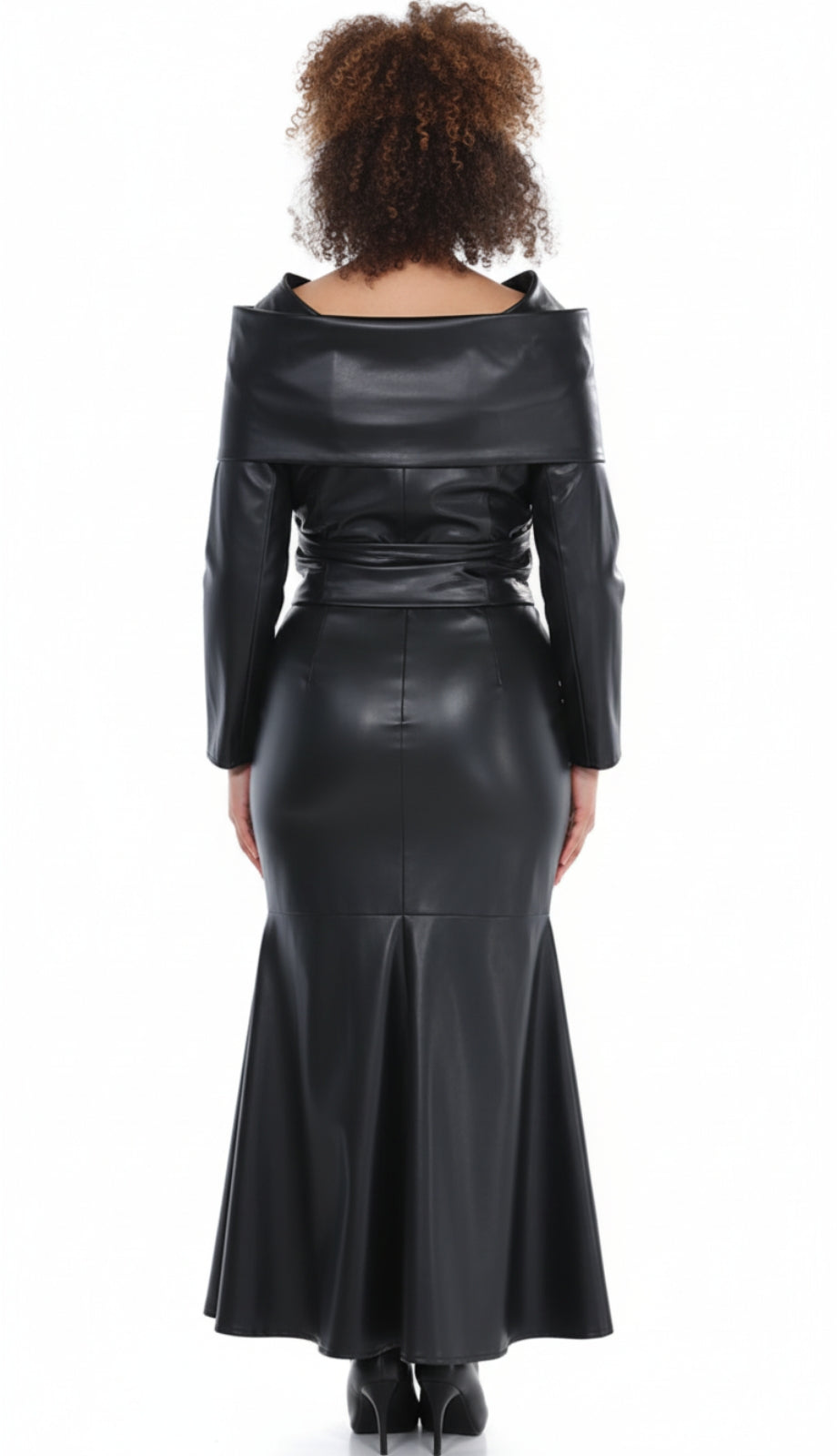 Love the Queen 17577-BLK Suit
