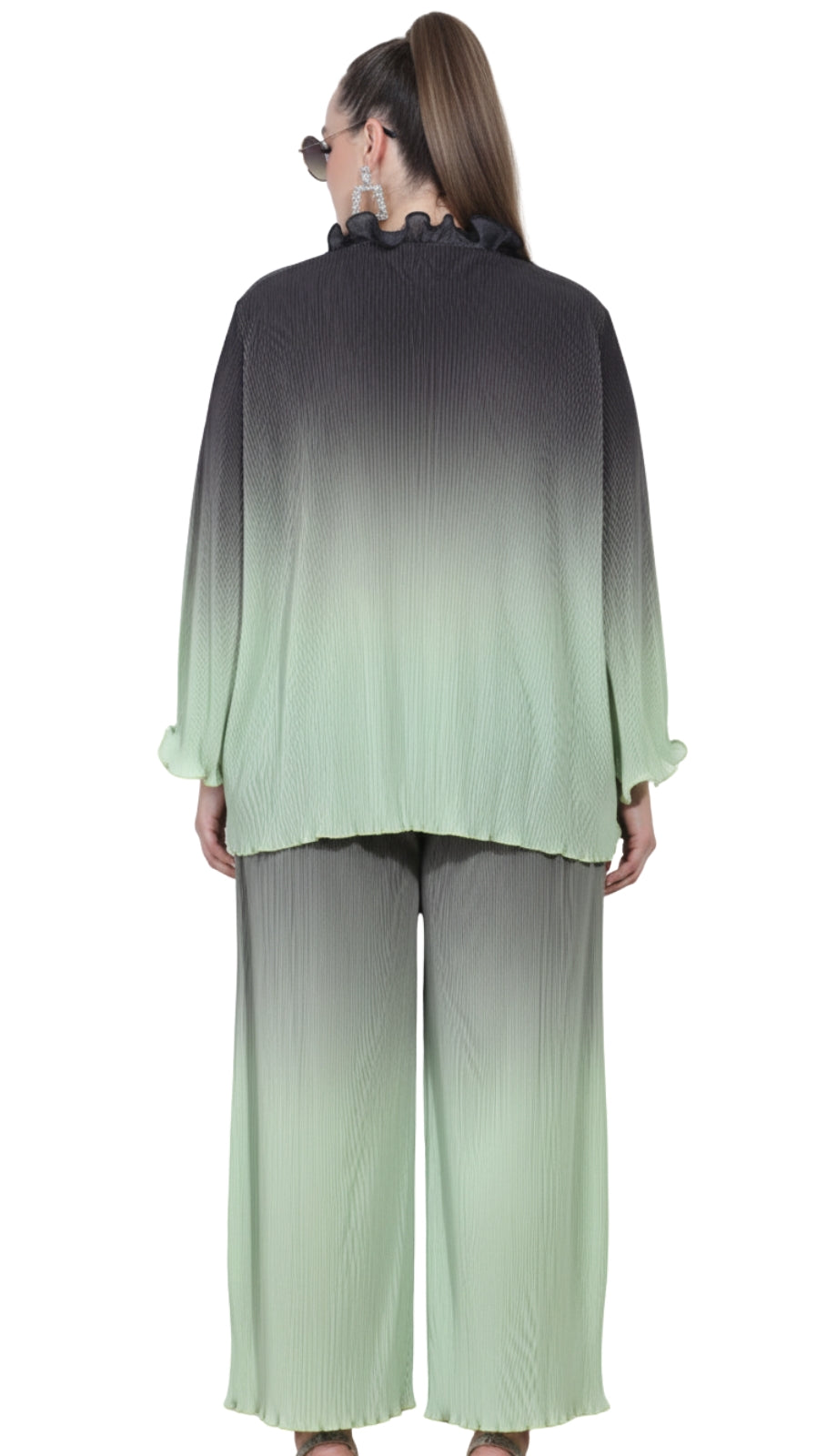 Luxe Moda LM410 Outfit