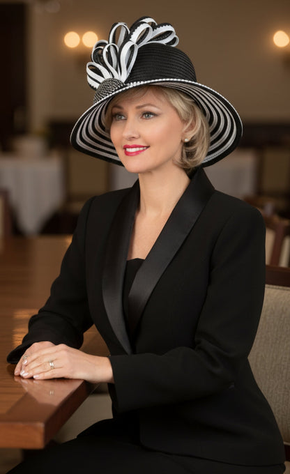 Giovanna 0826B-BLK-CO Church Suit