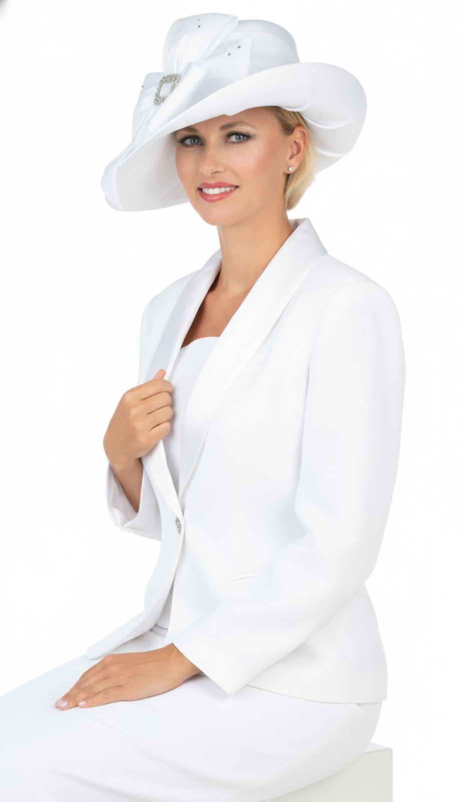 Giovanna 0826B-WHT-CO Church Suit